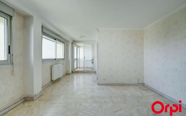 Appartement à vendre    4 pièces • 84,58 m2 Vénissieux