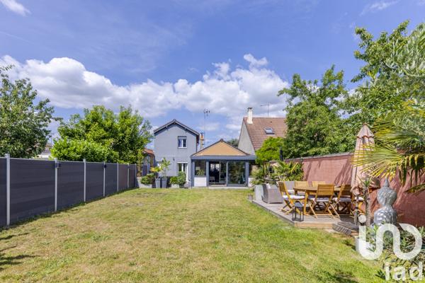 Maison à vendre 8 pièces 146 m² Taverny