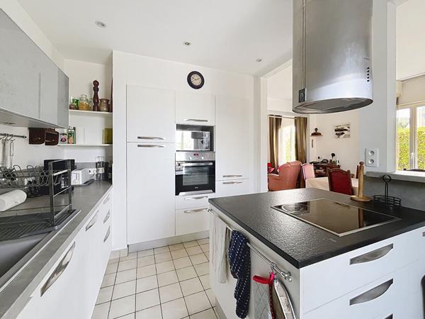 Saint-Briac-sur-Mer Maison années 30 à 300 m des plages et du golf