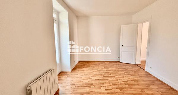 Location Appartement 2 pièces 36.97 m² - Saint-cyr-l'école 78210