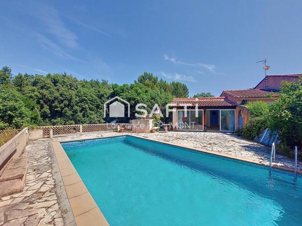 Fort potentiel de valorisation, maison provençale à rénover avec dépendance T2, piscine et pool house.