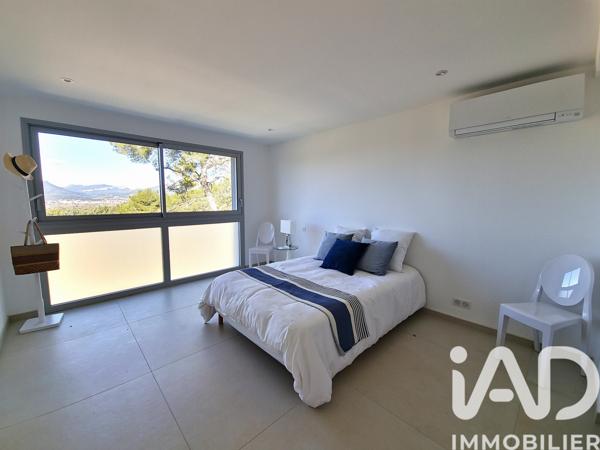 Maison à vendre 7 pièces 290 m² Carqueiranne