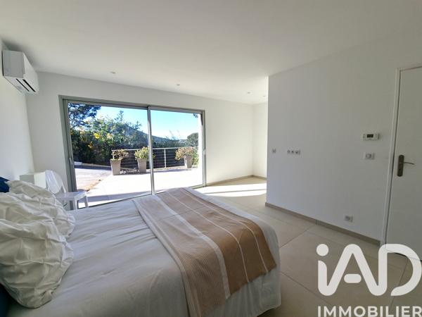 Maison à vendre 7 pièces 290 m² Carqueiranne