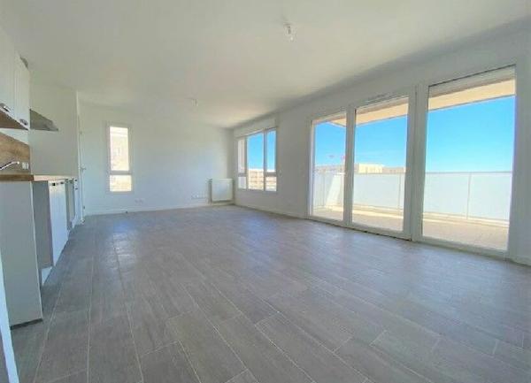 Appartement à vendre    4 pièces •  Monteux