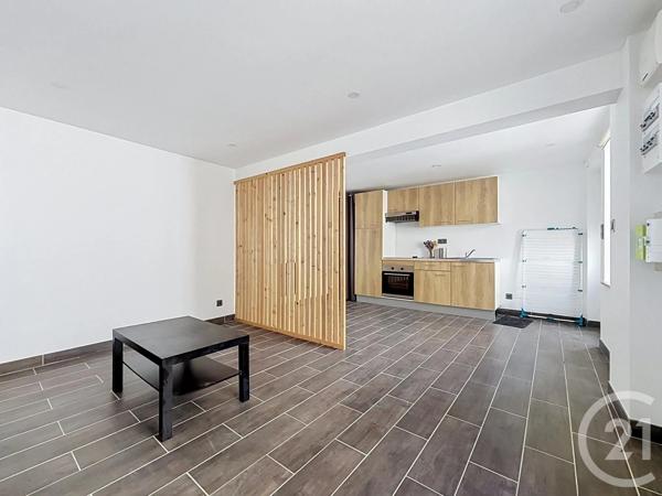 Appartement F1 à vendre  1 pièce - 33 m 2   MAINVILLIERS  - 28