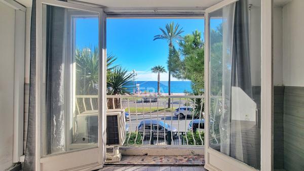 A VENDRE : NICE PROMENDE DES ANGLAIS - APPARTEMENT STUDIO VUE MER