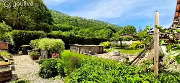 MONNETIER Chalet de 180m2 terrain 1100m2