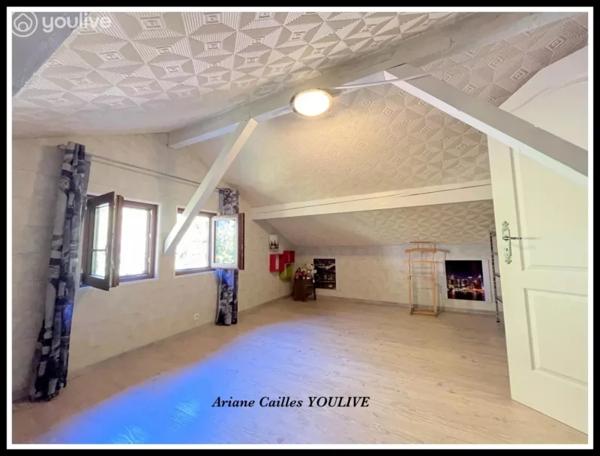MONNETIER Chalet de 180m2 terrain 1100m2