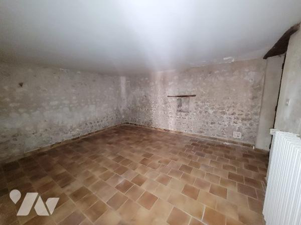 MAISON ANCIENNE 3CHS GARAGE JARDIN