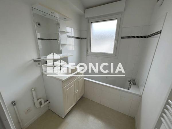 Location Appartement 3 pièces 61.64 m² - 1 RUE GEORGES CLEMENCEAU LE CLOS DES NYMPHEAS Arras 62000