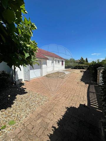 Maison 3 chambre(s) à vendre - Decize, Nièvre - 58