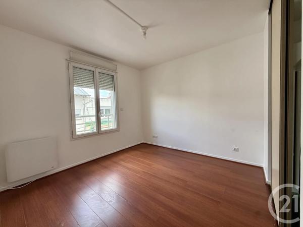 Appartement F3 à vendre  3 pièces - 71,65 m 2   LIVRY GARGAN  - 93