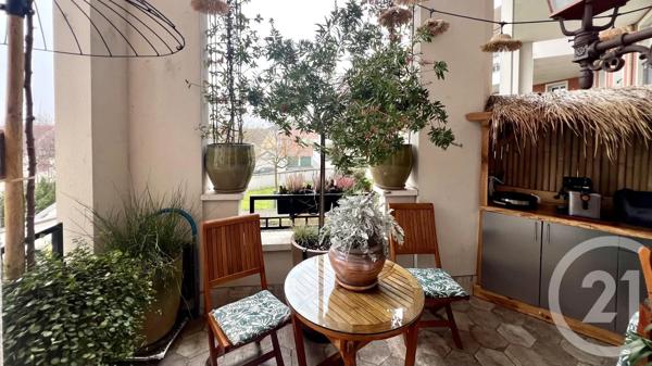 Appartement F5 à vendre  5 pièces - 102,18 m 2   CERGY  - 95