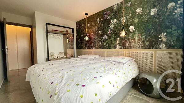 Appartement F5 à vendre  5 pièces - 102,18 m 2   CERGY  - 95