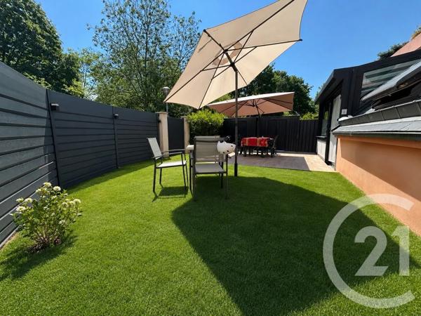 Appartement F5 à vendre  5 pièces - 102,18 m 2   CERGY  - 95
