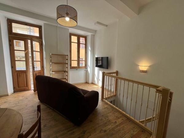 Appartement à louer    2 pièces • 43 m2 Mende