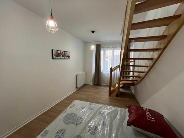 Appartement à louer    2 pièces • 43 m2 Mende