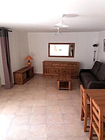 Appartement T2 meublé à louer 69 m²  Bagnols-sur-Cèze (30200)