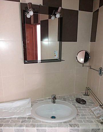 Appartement T2 meublé à louer 69 m²  Bagnols-sur-Cèze (30200)