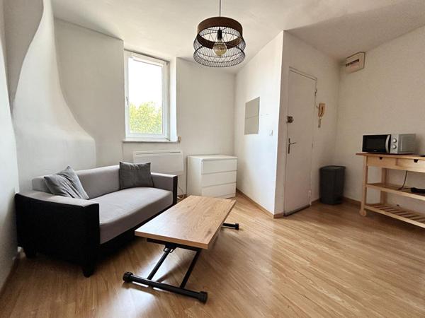 A LOUER : T3 à LILLE • • 654 € CC • Réf. 1611-203