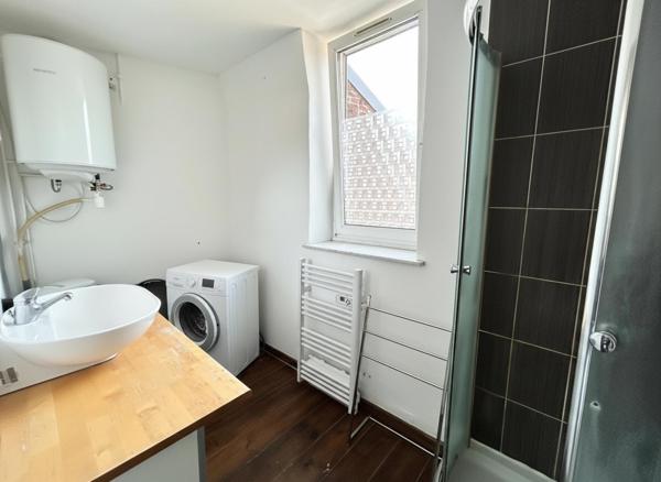 A LOUER : T3 à LILLE • • 654 € CC • Réf. 1611-203