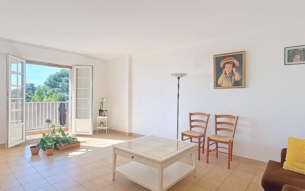 Appartement à vendre    3 pièces • 63 m2 Saint-Laurent-du-Var