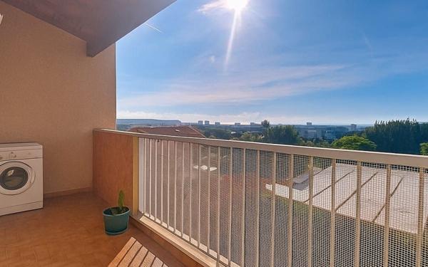 Appartement à vendre    3 pièces • 63 m2 Saint-Laurent-du-Var