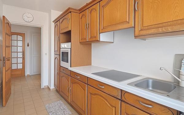 Appartement à vendre    3 pièces • 63 m2 Saint-Laurent-du-Var