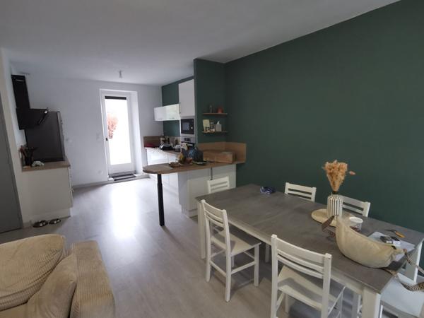 Idéal investisseur maison à SABLE SUR SARTHE  quartier de la gare