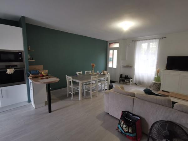 Idéal investisseur maison à SABLE SUR SARTHE  quartier de la gare