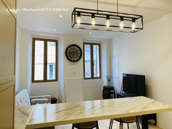 Maison de village avec terrasse et garage à Prades (66)