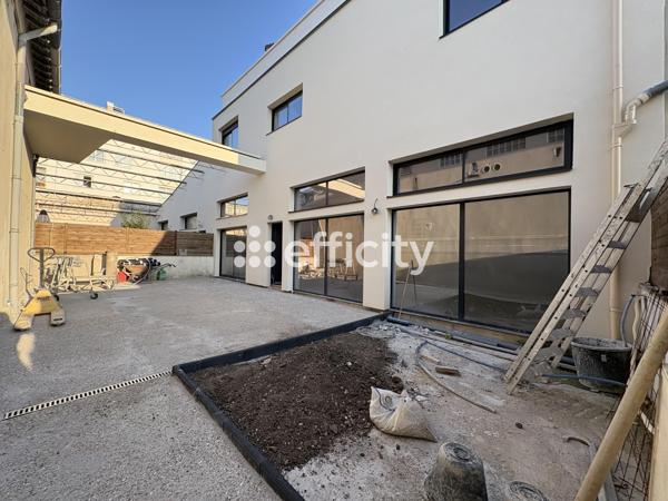 Loft 5 pièces - 180 m²