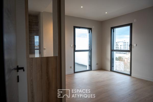 Duplex contemporain en dernier étage avec 2 terrasses et 3 garages