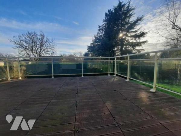 Maison à vendre Val d'Anast en Ille-et-Vilaine (35),

Dans un village proche commerces et écoles