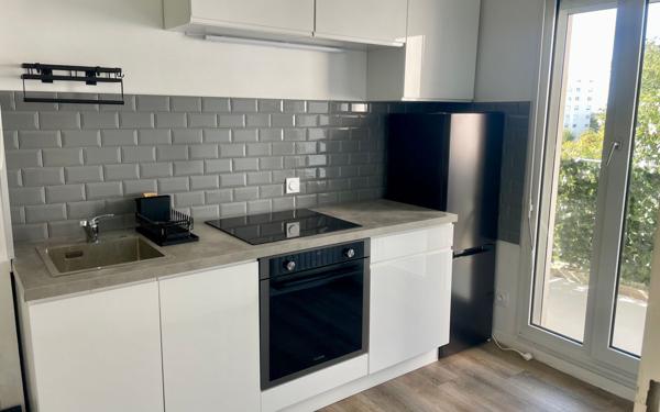 Appartement à louer    1 pièce •  Royan