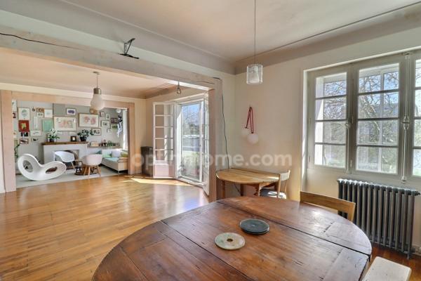 Maison Appartement T7 (5 chambres) 161m² avec Terrasse à Nantes (Cité des Congrès)