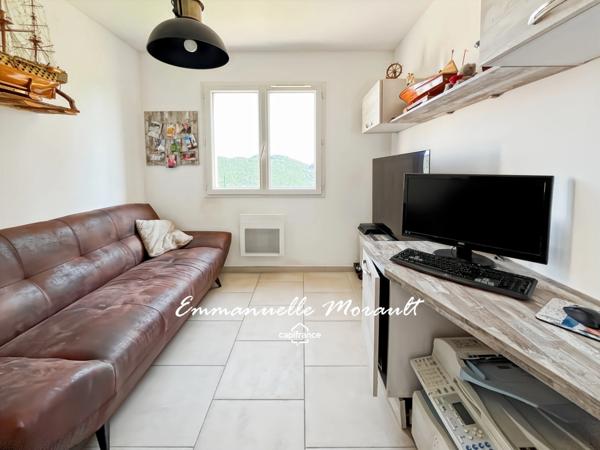 Villa T5 clé en main avec vue sur L'Estérel - BAGNOLS EN FORET (83)