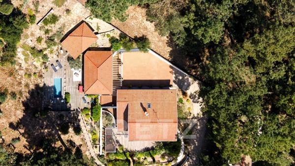 Villa d'exception vue pinède infinie