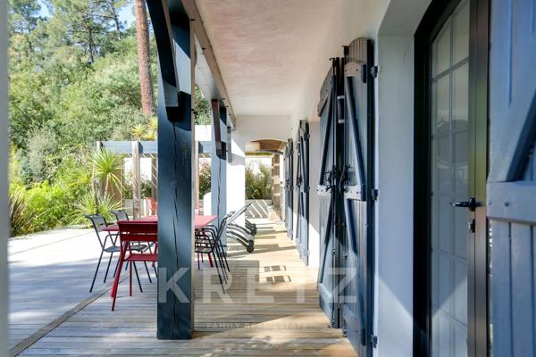 Villa d'exception vue pinède infinie
