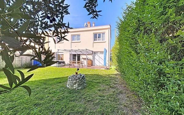 Maison à vendre    5 pièces •  La Rochelle