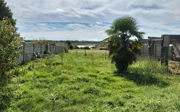 Terrain à vendre    Hiers-Brouage