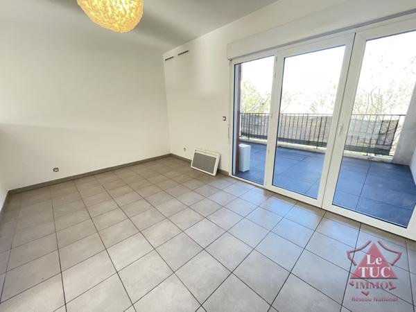 Appartement 3 pièces.  Cogolin (83310)