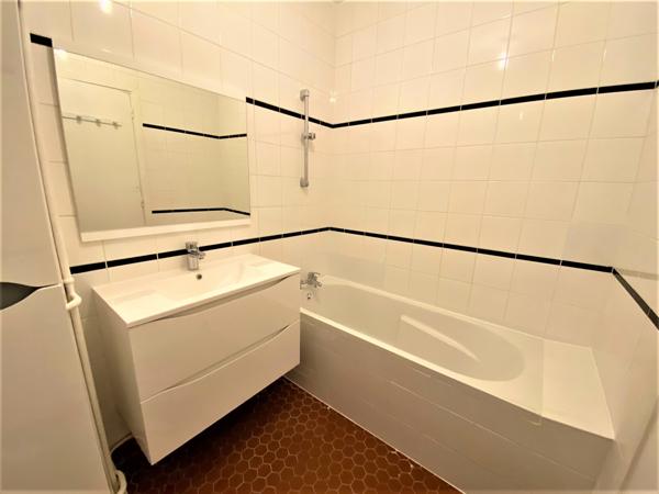 Garches (92380) Garches : appartement avec 2 chambres en location 1600 € par mois