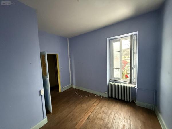 Maison à vendre à Broût-Vernet dans l'Allier (03110), ref : 2026/995-03020