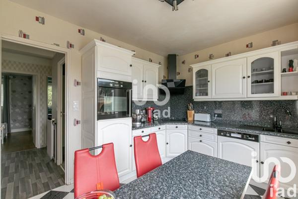 Maison 7 pièces de 142 m² à Rosny-sous-Bois (93110)