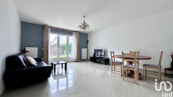 Maison 5 pièces de 97 m² à Élancourt (78990)