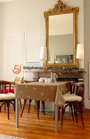 T1 Bis bourgeois meublé avec balcon à Bagnèrtes de Luchon