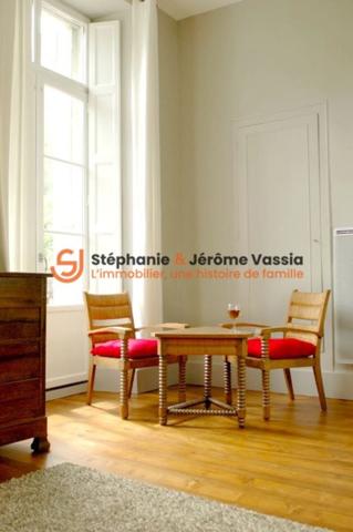 T1 Bis bourgeois meublé avec balcon à Bagnèrtes de Luchon