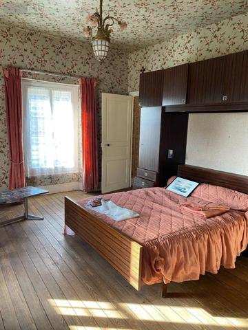 Maison à vendre à Saint-Rémy-du-Val dans la Sarthe (72600), ref : 13873/955AC   
BOURG