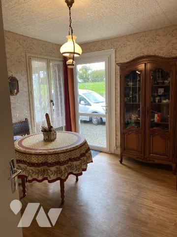 DANS HAMEAU EN CAMPAGNE MAISON AVEC TERRAIN